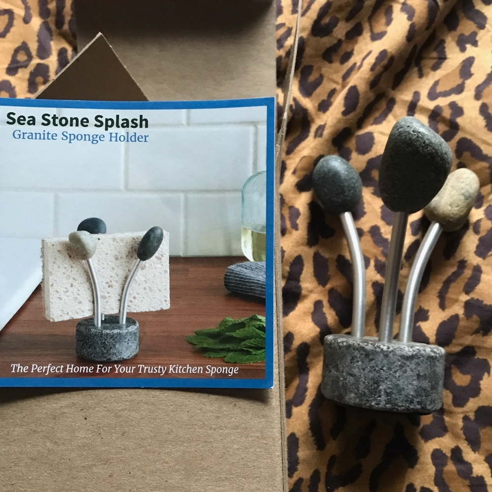 Sea Stone Splash Granite Sponge Holder.